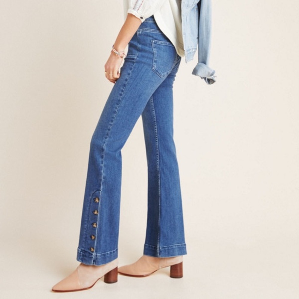 NWT: PILCRO BUTTON-HEM HIGH-RISE BOOTCUT JEANS